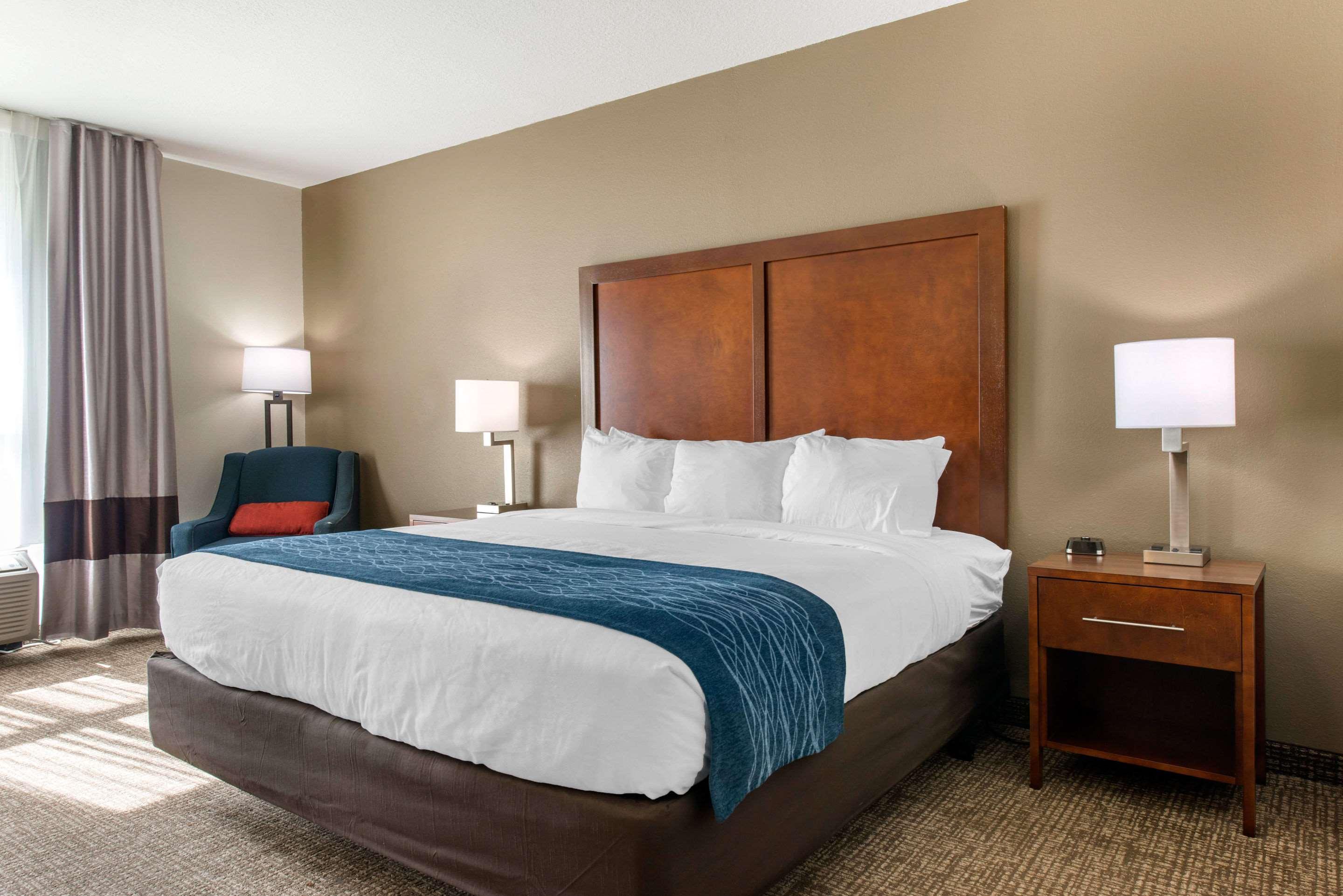 Comfort Inn & Suites Tavares North Exterior photo