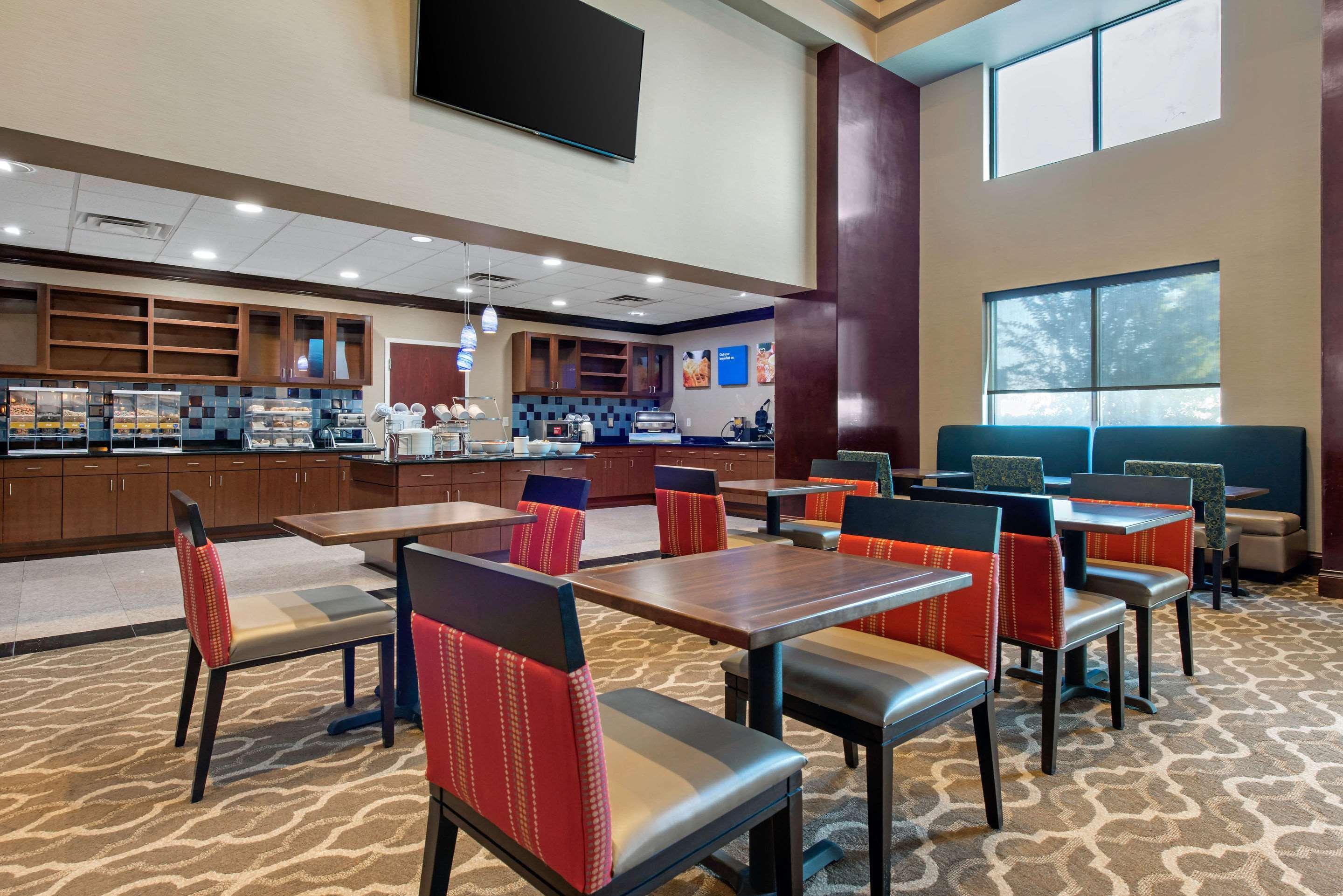 Comfort Inn & Suites Tavares North Exterior photo